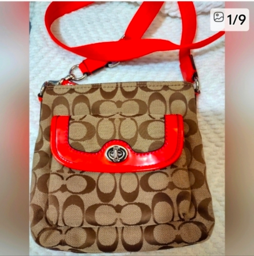 Coach Crossbody - Picture 10 of 10